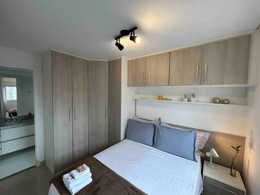 Lk1005 Espacoso Apartamento Com Vista Da Vibrante Rua Augusta San Paolo Appartamento