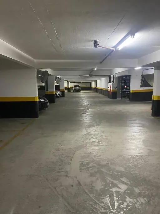Lk1005 Espacoso Apartamento Com Vista Da Vibrante Rua Augusta San Paolo